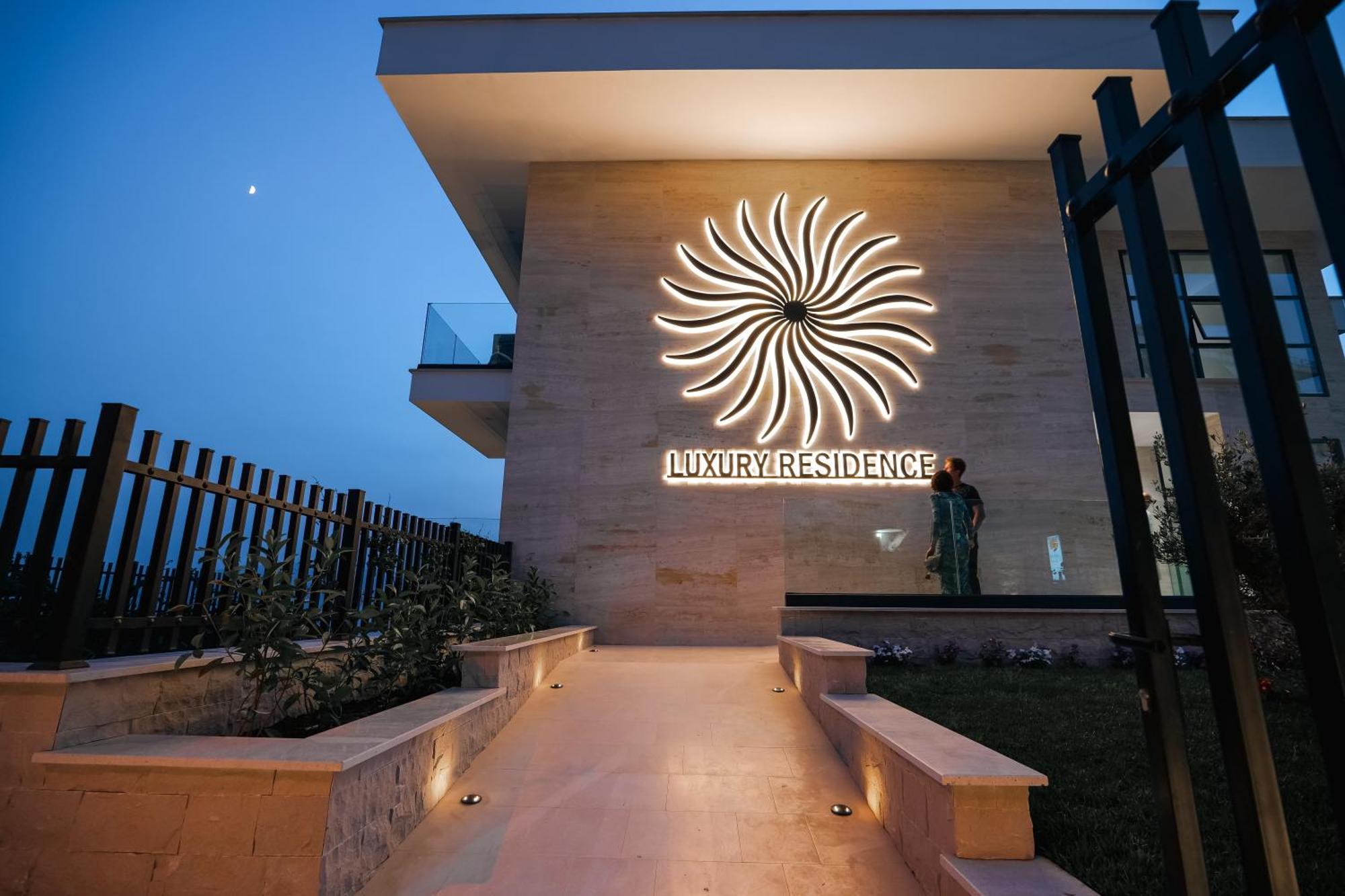 Daed Luxury Residence Sarande Luaran gambar